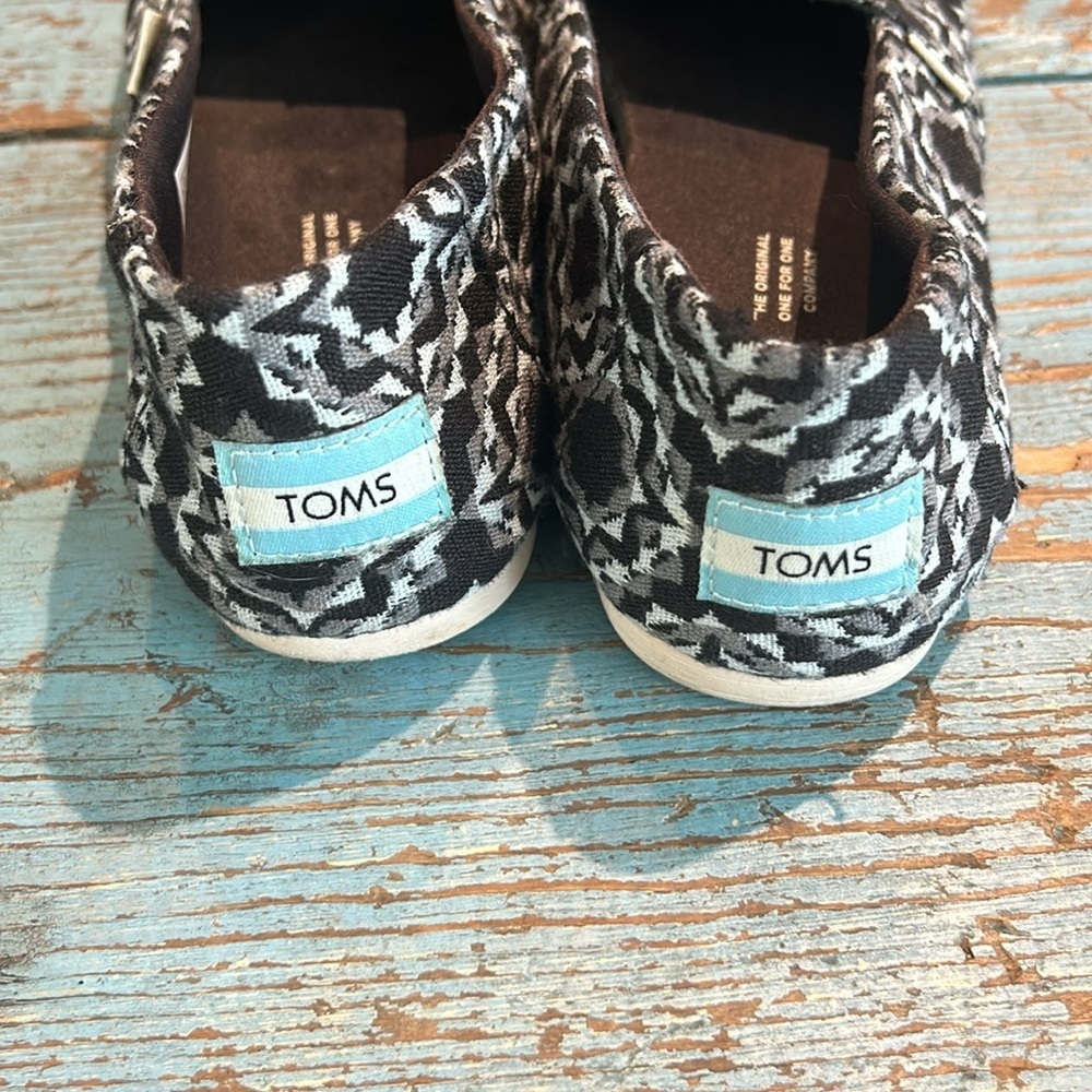 Toms Alpargata Black Gray Sunburst Blanket Comfort Flats Women Size 8 - Picture 6 of 6